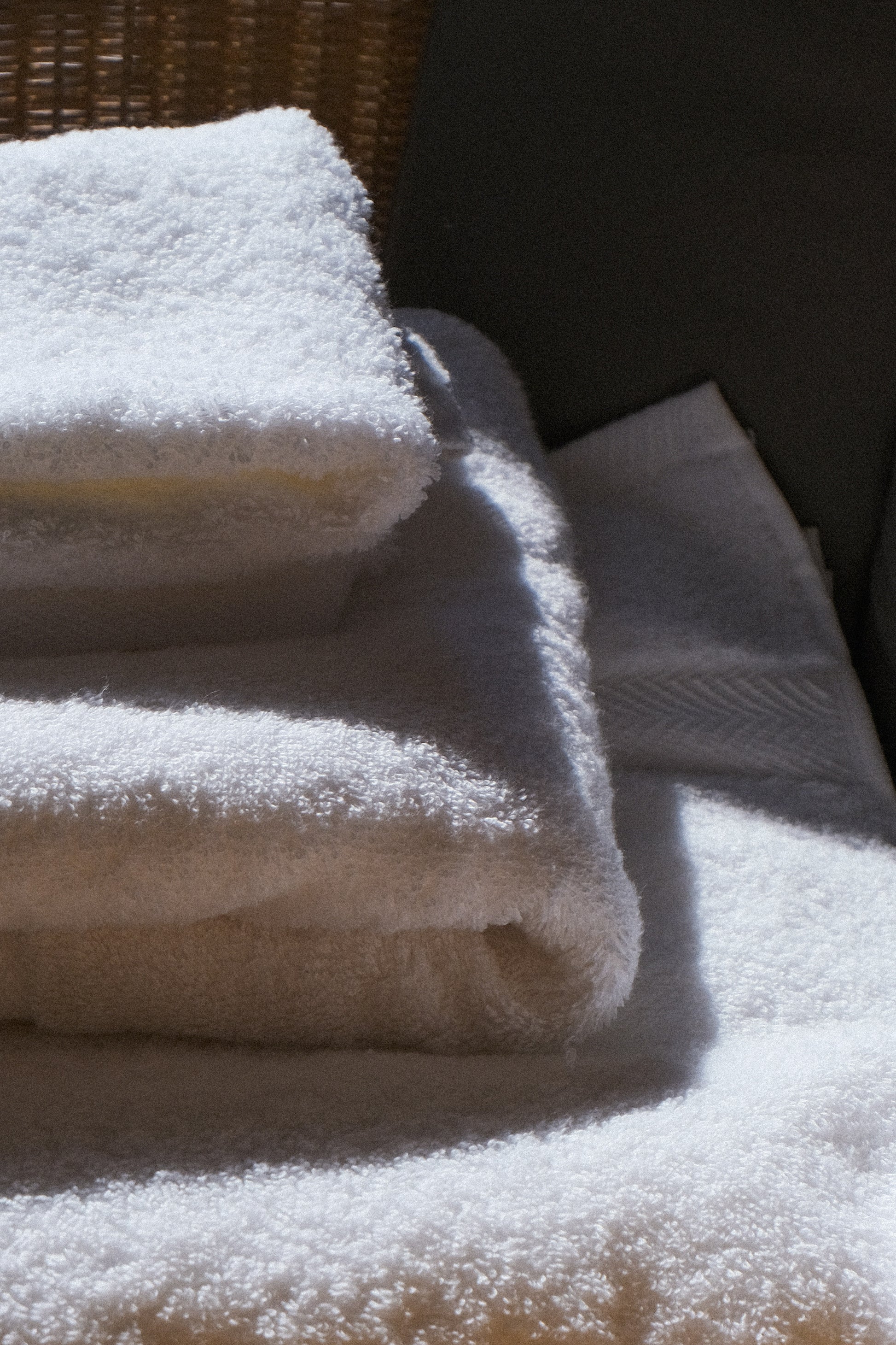 Royal Quest White Bath Towel