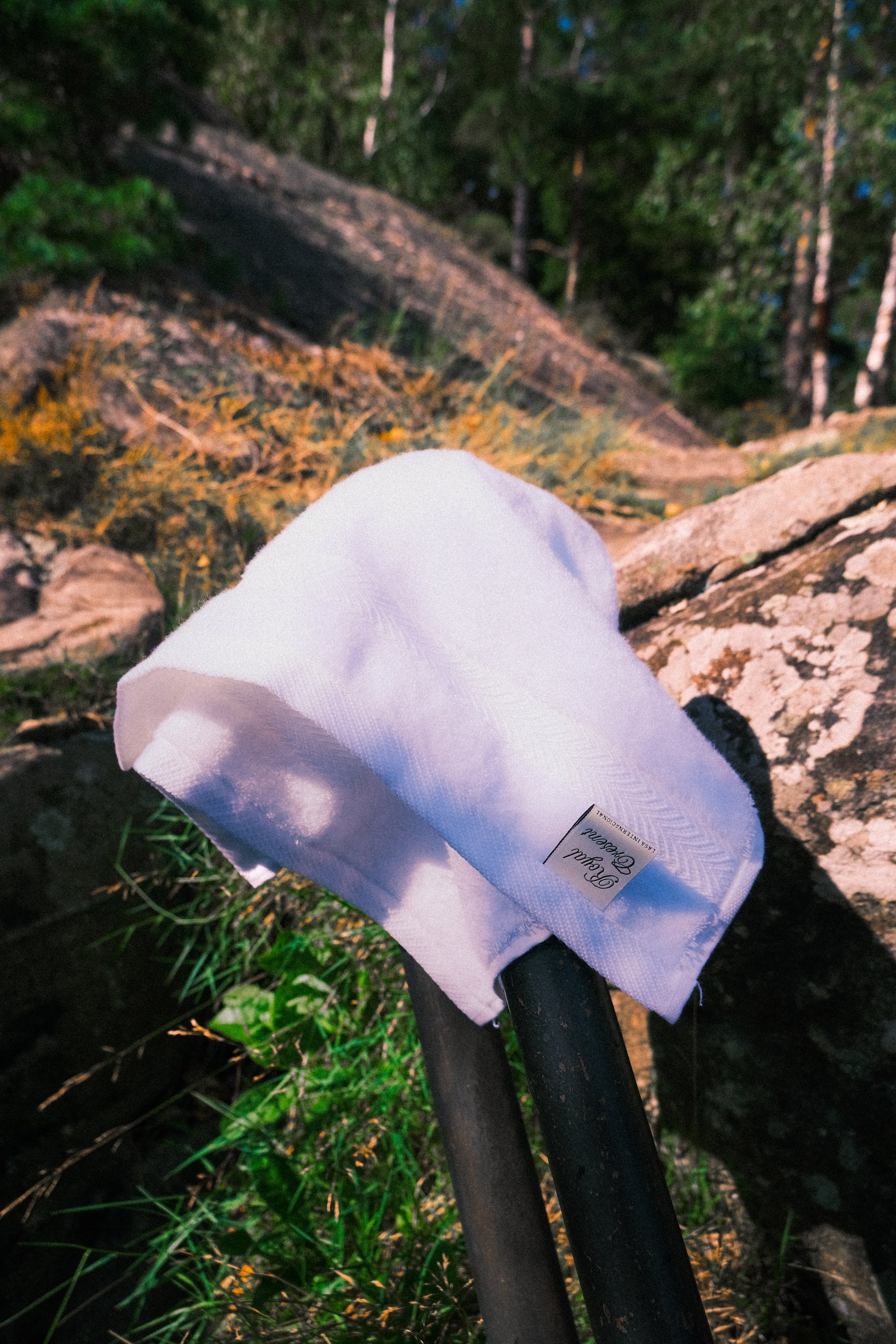 Royal Quest White Hand towel