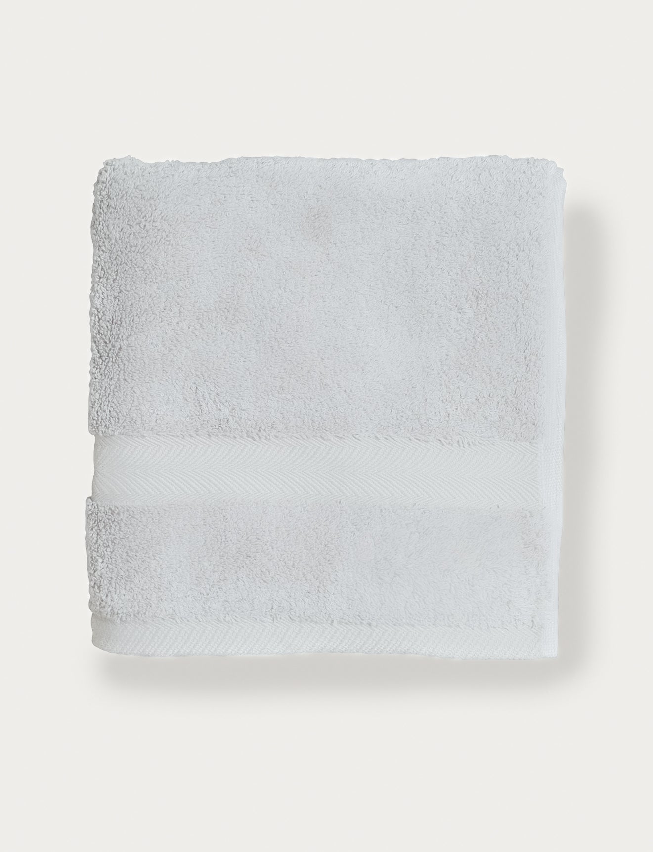 Royal Quest White Bath Towel
