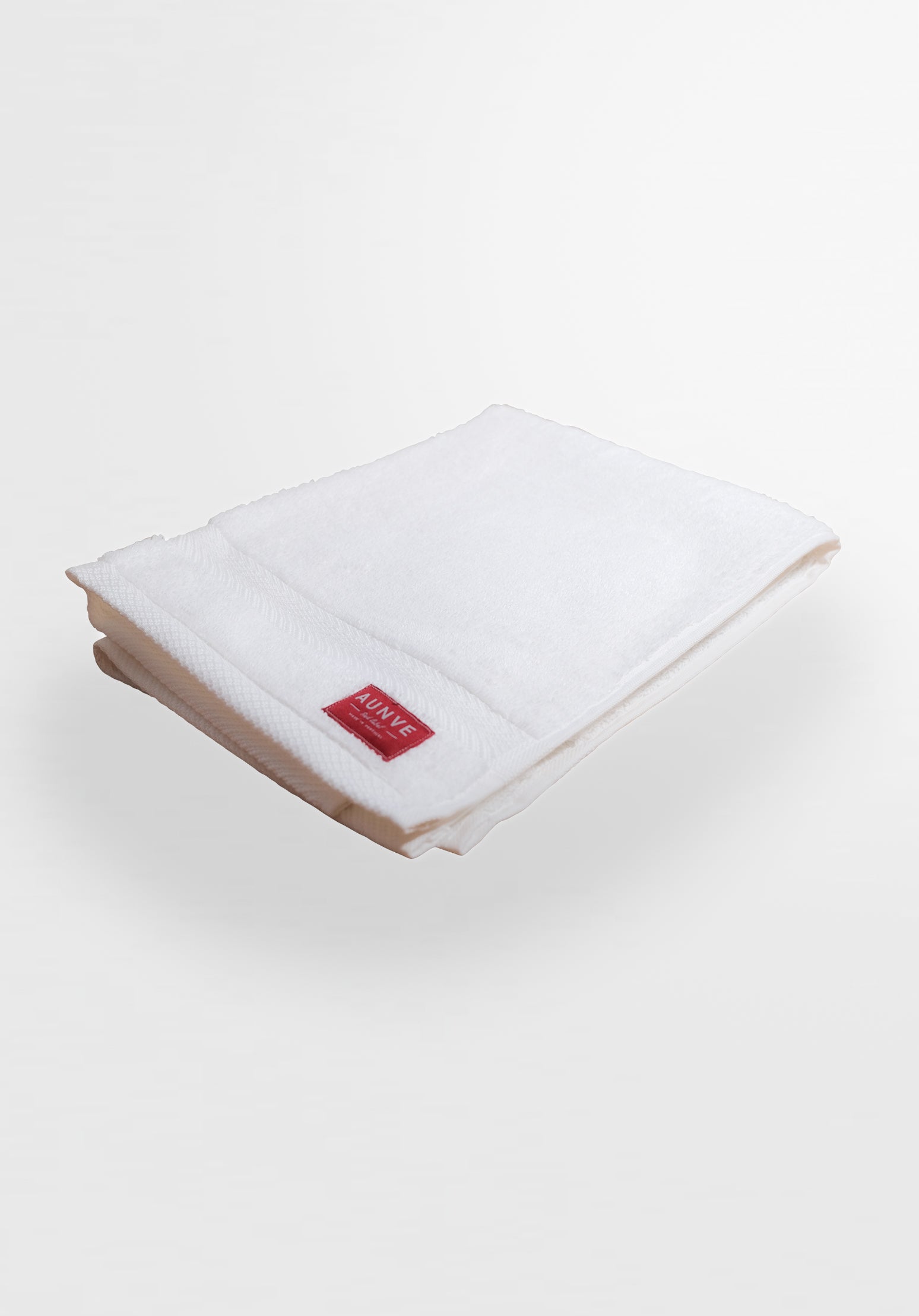 Red Label White Hand towel